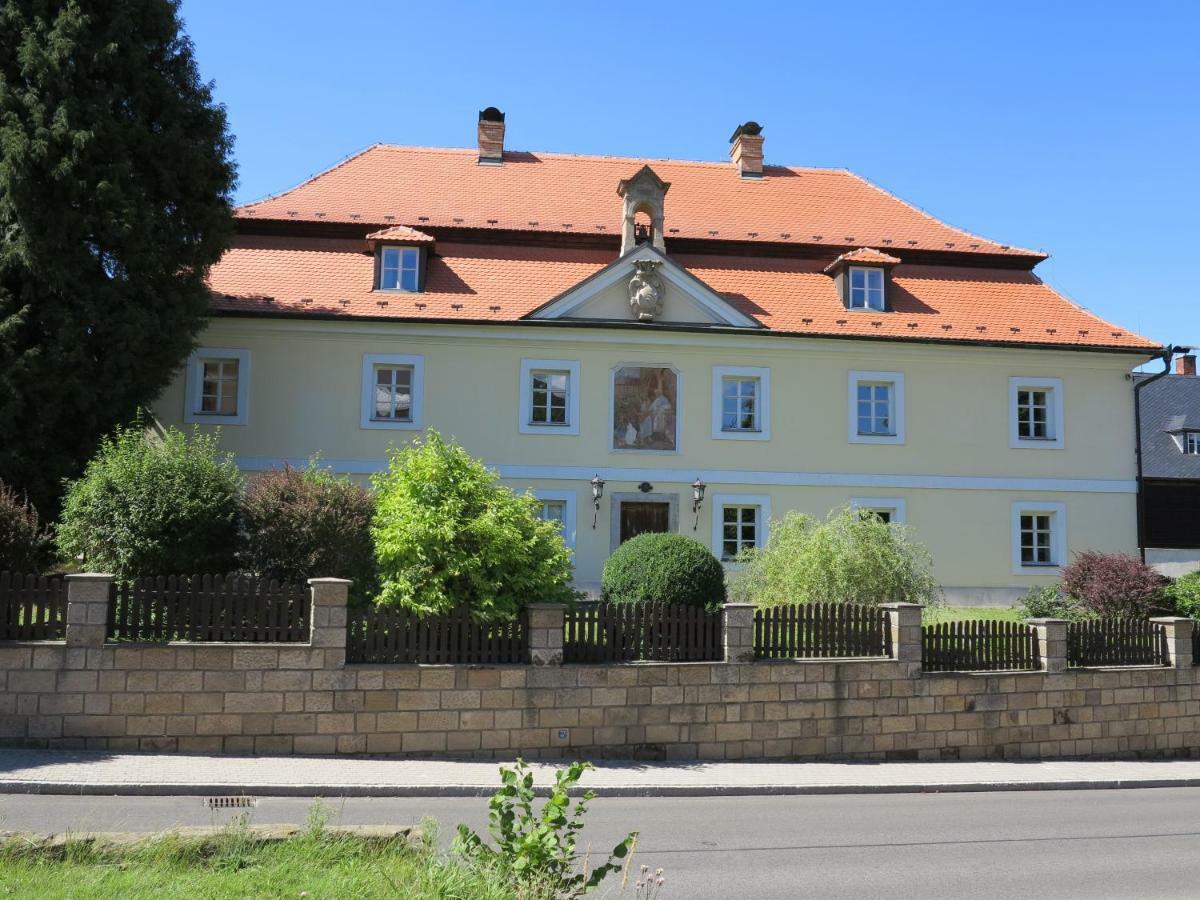 Zamecky Penzion Sloup Sloup  Exterior foto